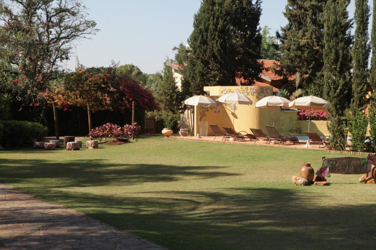 Hotel Pousada Chale Das Flores Sertãozinho エクステリア 写真