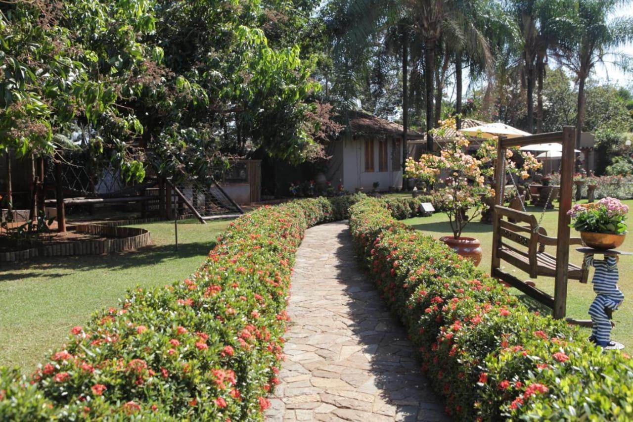 Hotel Pousada Chale Das Flores Sertãozinho エクステリア 写真